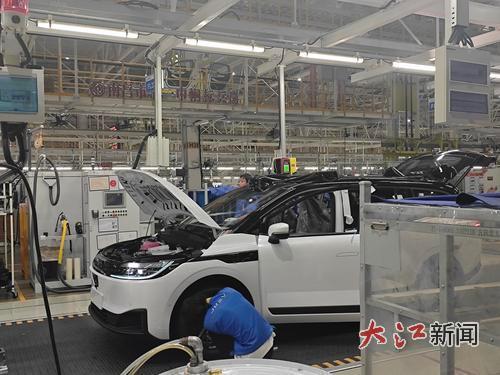 “江铃新能源”生产车间