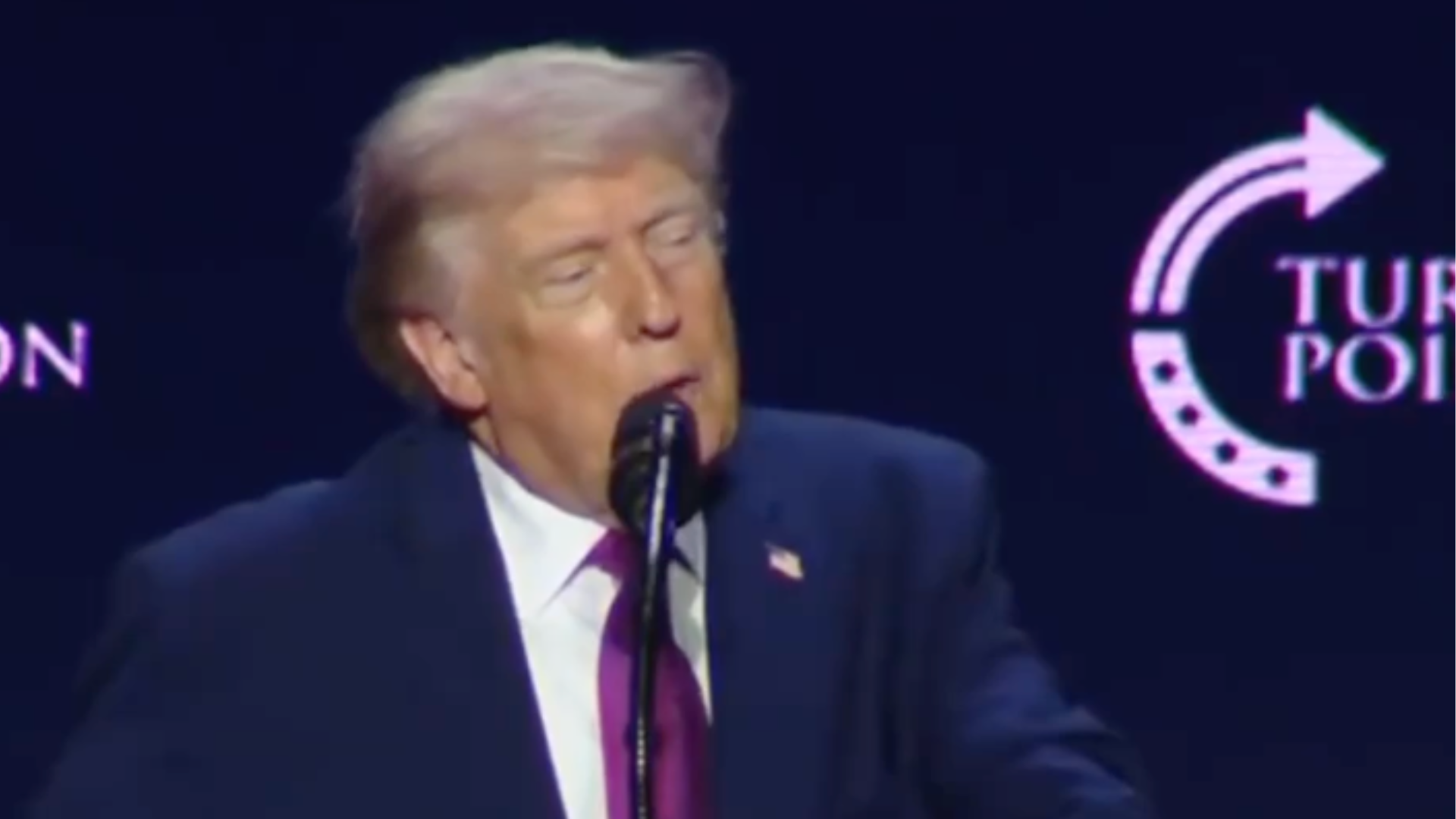 特朗普称很快发布第一批UFO文件“我知道你们想看”