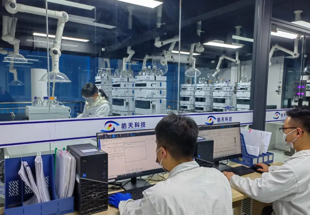 图2　甘肃皓天科技股份有限公司实验室