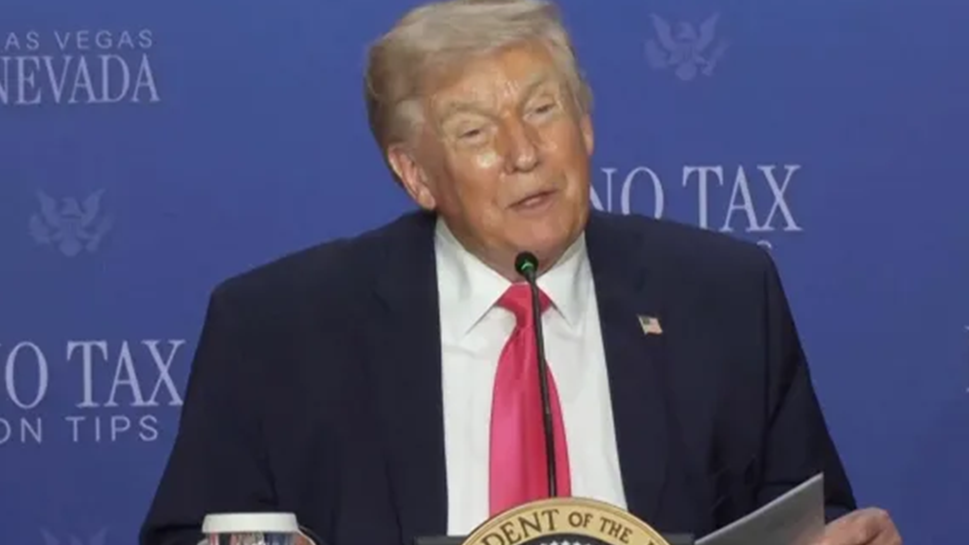 特朗普确认伊朗开放霍尔木兹海峡