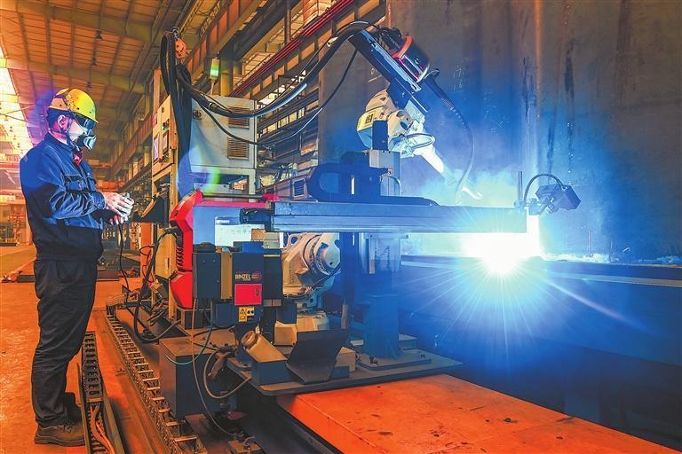 甘肃博睿交通重型装备制造有限公司机器人自动化焊接生产线