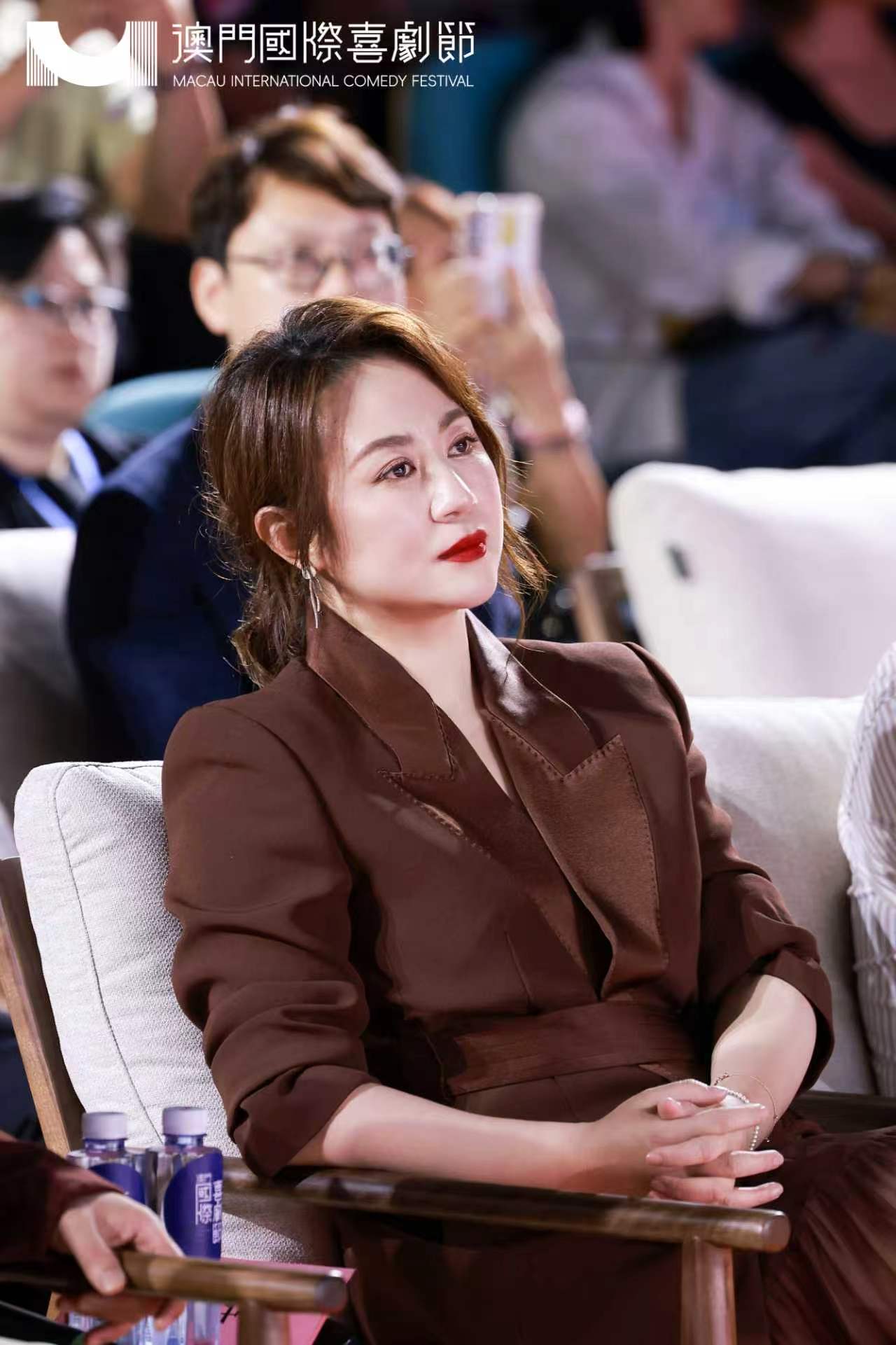 第三届澳门国际喜剧节圆满落幕 “笑是解药”点亮琴澳两地 闭幕论坛激辩喜剧未来(图9) 第三届澳门国际喜剧节圆满落幕 “笑是解药”点亮琴澳两地 闭幕论坛激辩喜剧未来(图9)