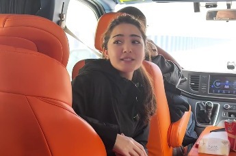 新疆克州导游迪丽努尔·吐尔逊江:讲好家乡好风景 怀揣一片赤子心!