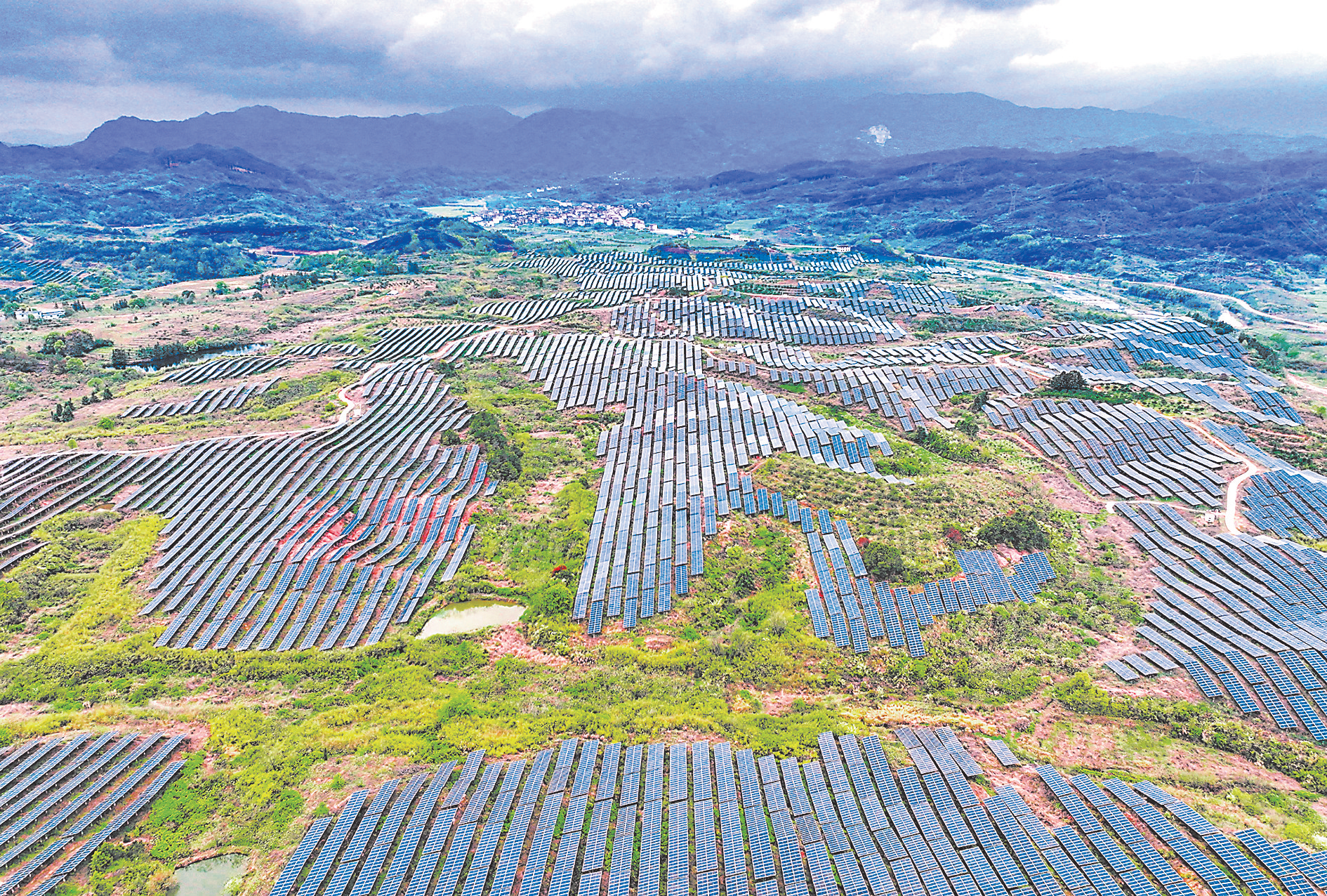 抚州南丰：绿色发展 追“光”逐“绿”（图）