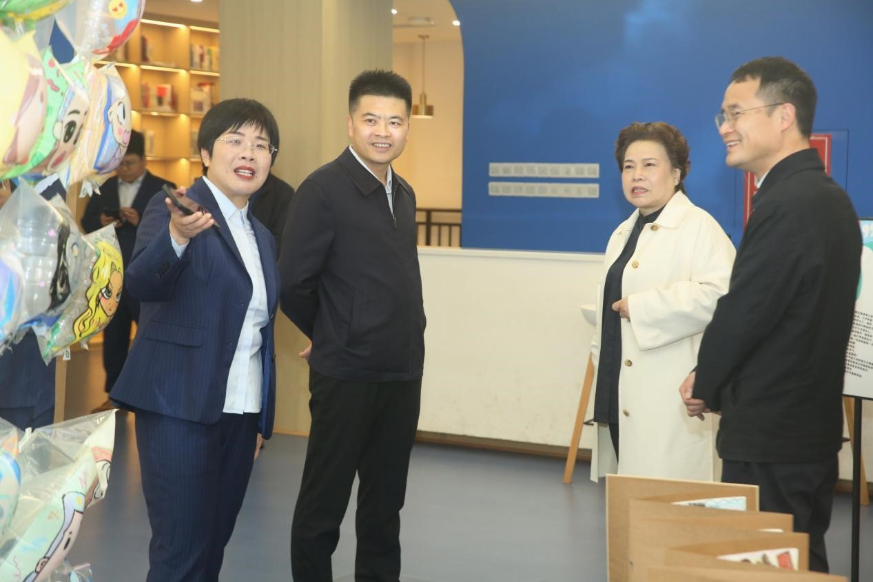雅礼集团与华益中学举行战略合作意向座谈会