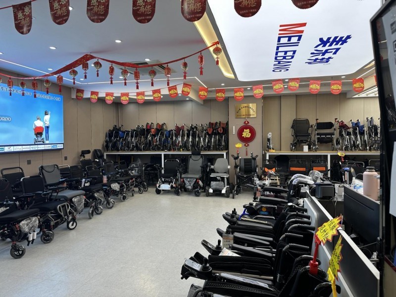 北京美乐邦电动轮椅代步车:三家实体门店护航让长辈出行更有温度(图3)