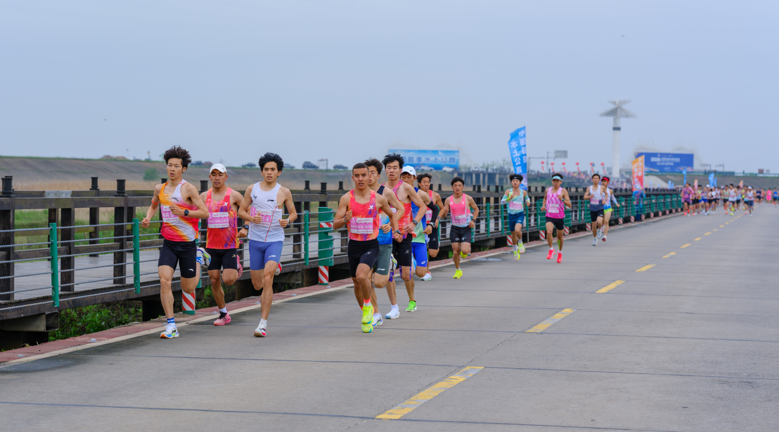 逐梦吴城（程应明 摄）