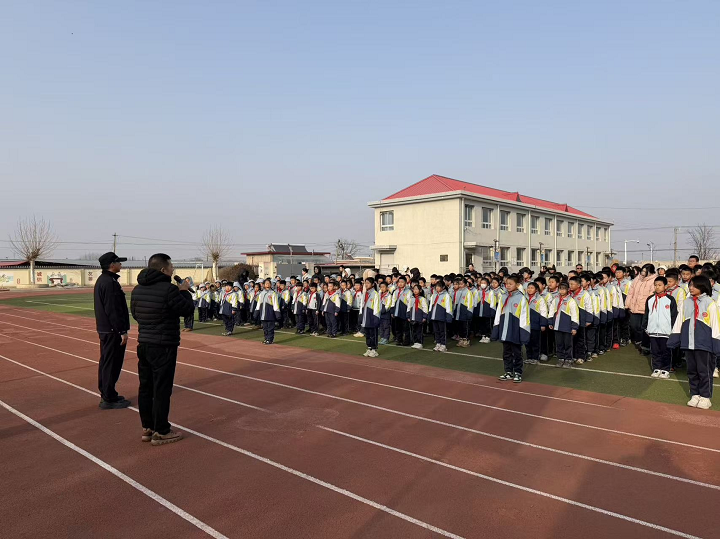 秦皇岛北戴河新区教育局开展“4&middot;15”国家安全教育日主题活动