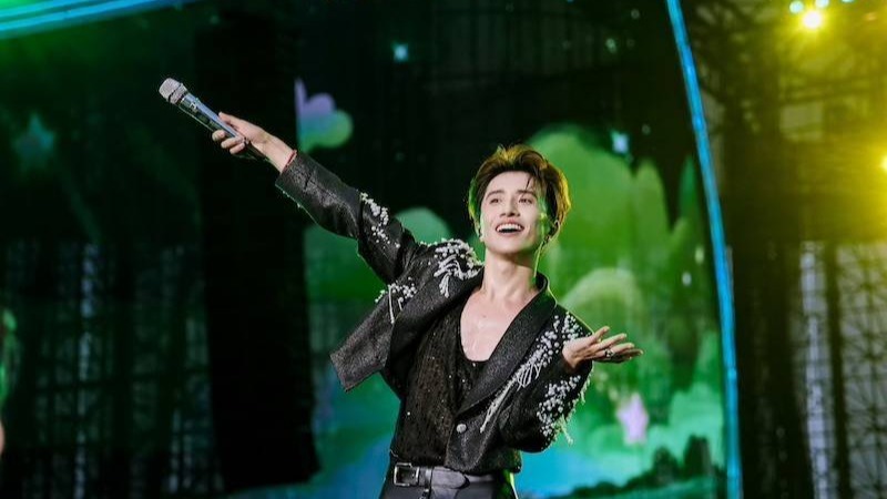 青春限定派巡回演唱会深圳站深爱、深情、深刻落幕