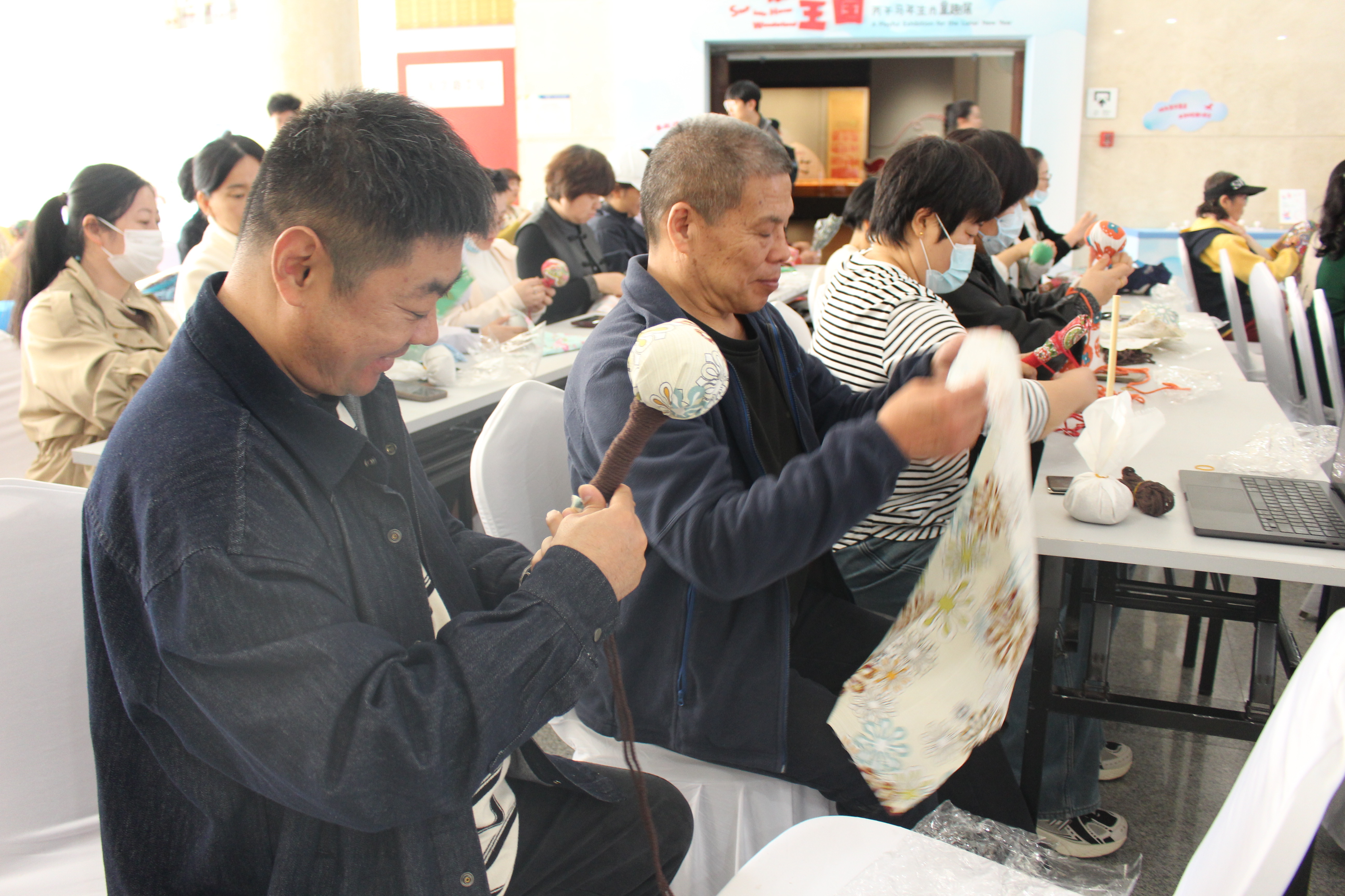 “书香崂山&middot;阅见美好”2026年崂山区全民阅读月系列活动——金家岭街道“谷雨润书香&middot;非遗共传承”活动圆满举办