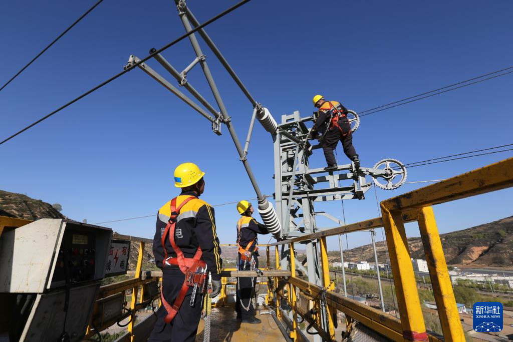 兰渝铁路甘肃段：集中修作业保安全