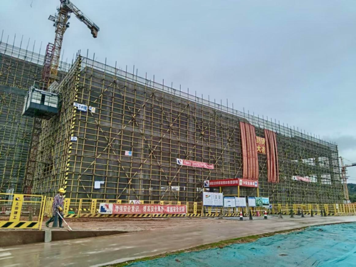 项目顺利完成主体结构封顶