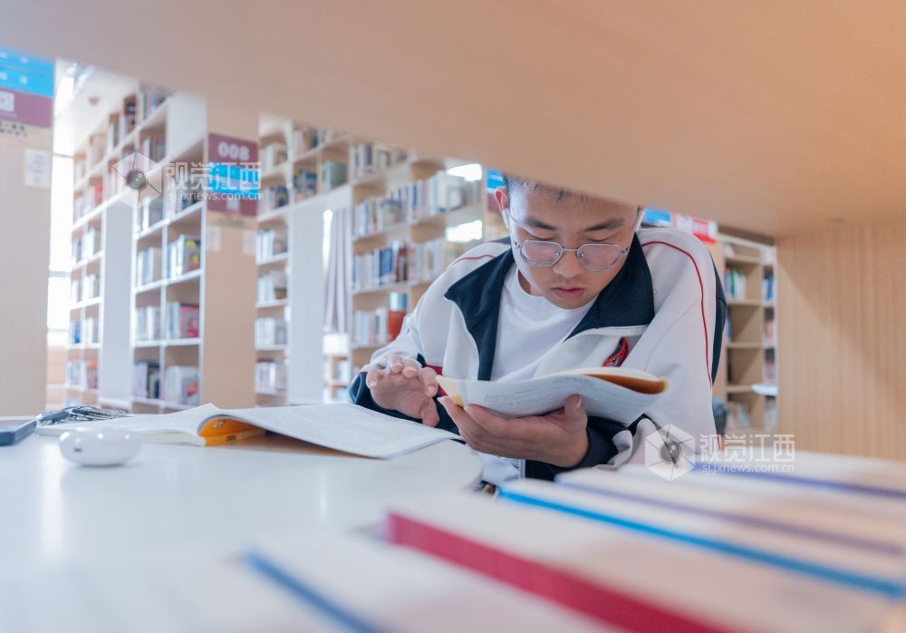 江西金溪：全民阅读书香浓（图）