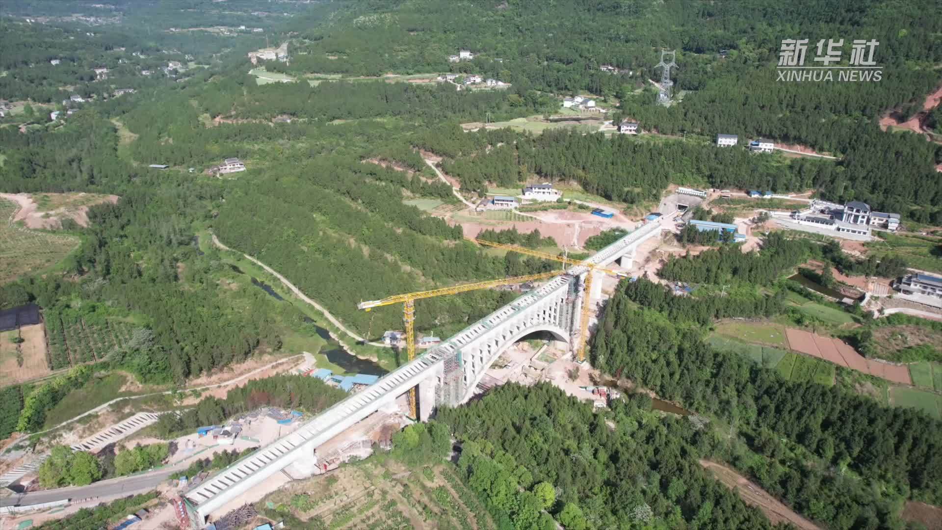 亭子口灌区一期工程总干渠隧洞全部贯通