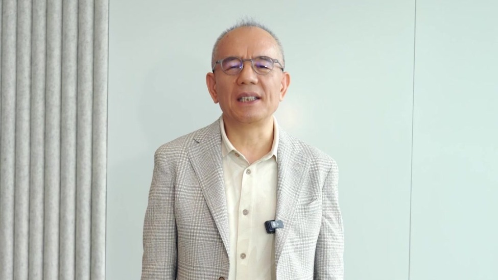 徐少春：在AI时代，阅读的沉淀会转化更大的创造力