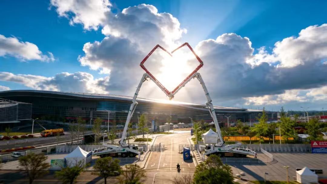 2026徐州“苏超”首秀：三万人喊“彩”，一座城同频