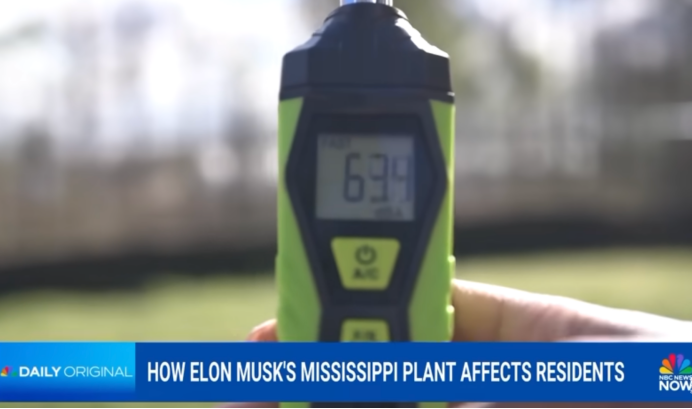 图注：在密西西比州Southaven，xAI“临时发电厂”附近一个5万人居住的小社区，居民家门口的噪音超过60分贝。