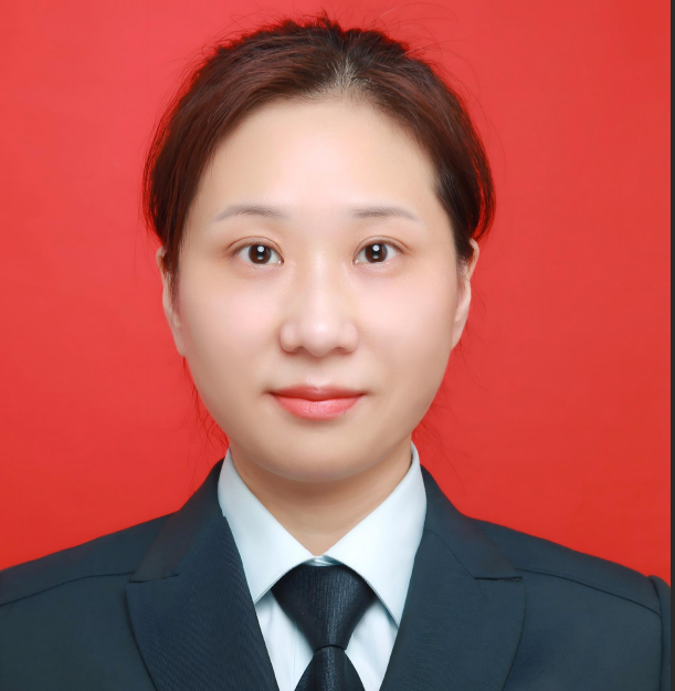 潘攀（1984—），女，主管护师，本科，海军军医大学第二附属医院骨科护士长，主要从事临床护理。