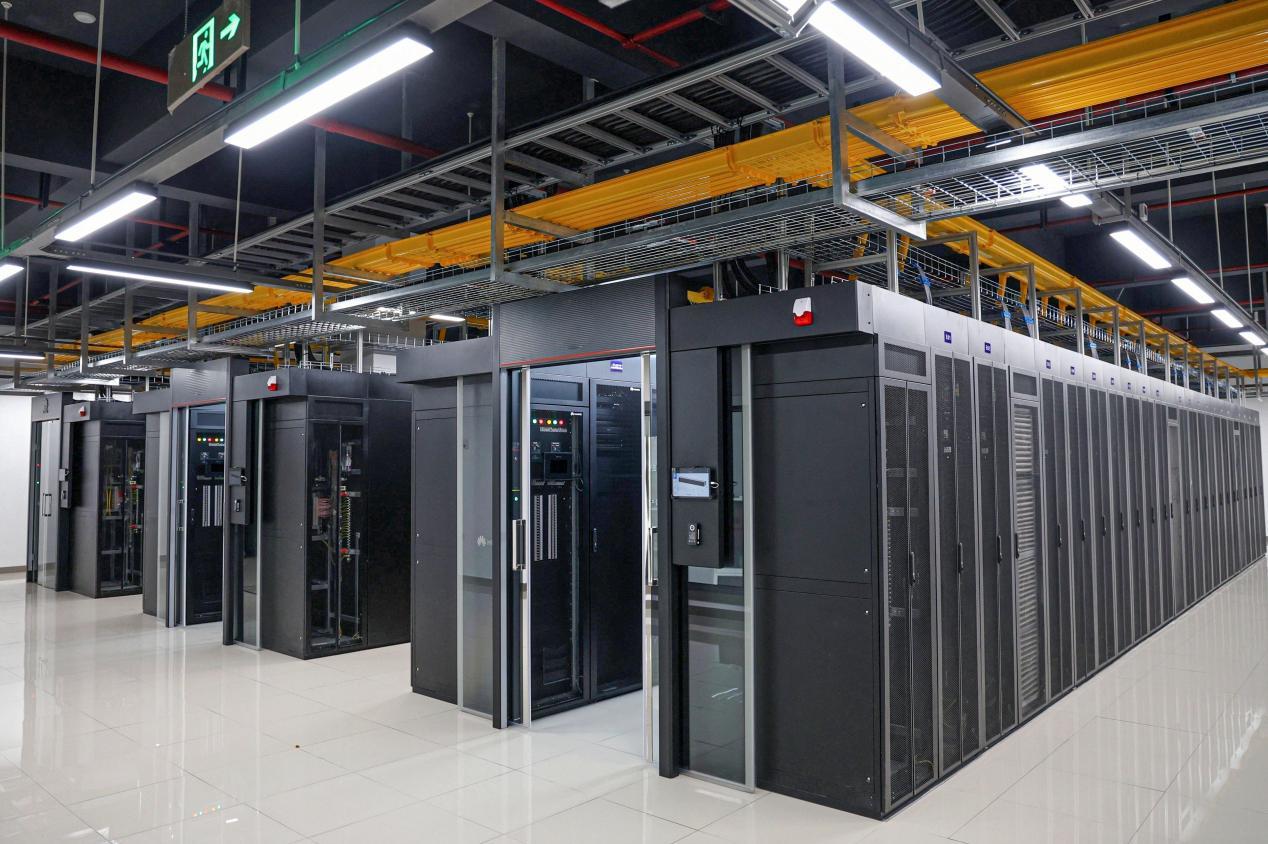 4200㎡“智慧大脑”启动！得力联手宁波移动，把工厂变“智能体”