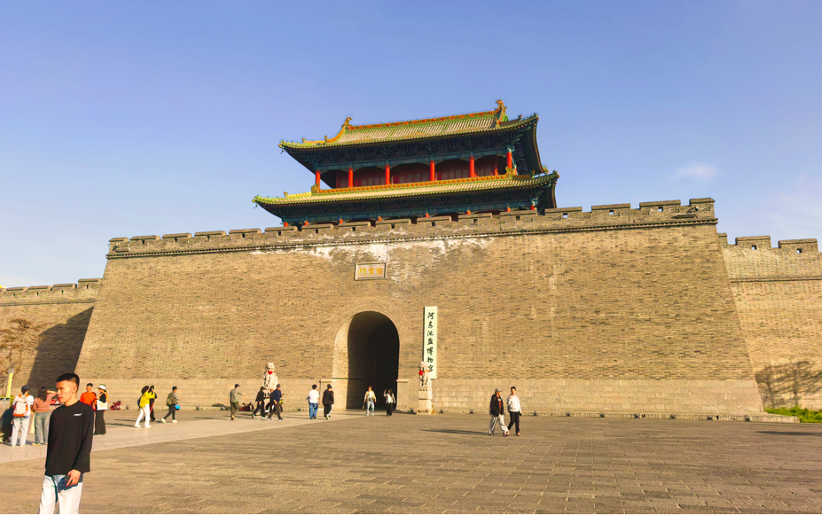 池盐孕古邑 戏台映河东