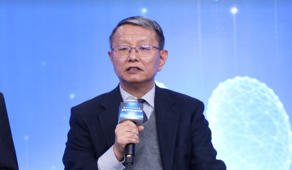 北京大学肾脏病研究所所长赵明辉分享高尿酸如何科学管理。主办方供图