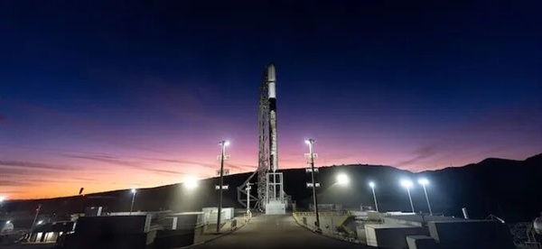 SpaceX猎鹰火箭600次回收完成！星链卫星在轨10279颗