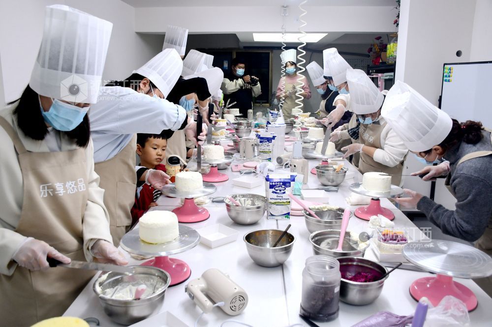 江西南丰：烘焙培训助就业（图）