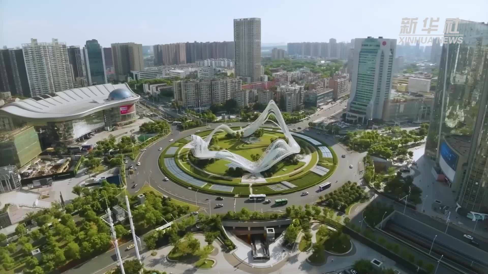从车间到新文旅，从实验室到新品牌——新质生产力一线观察_凤凰网视频_凤凰网