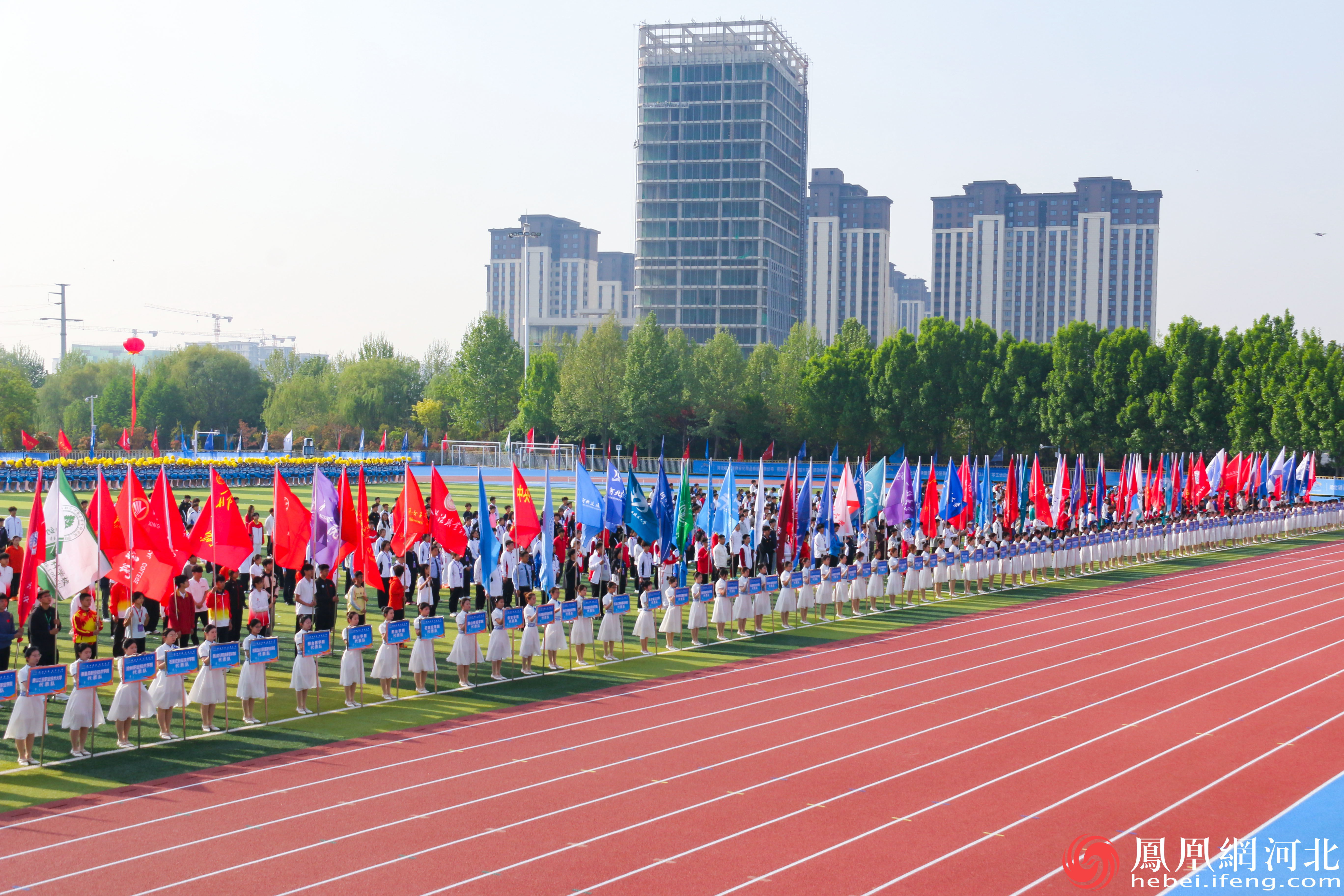 开幕式现场 李卓然摄