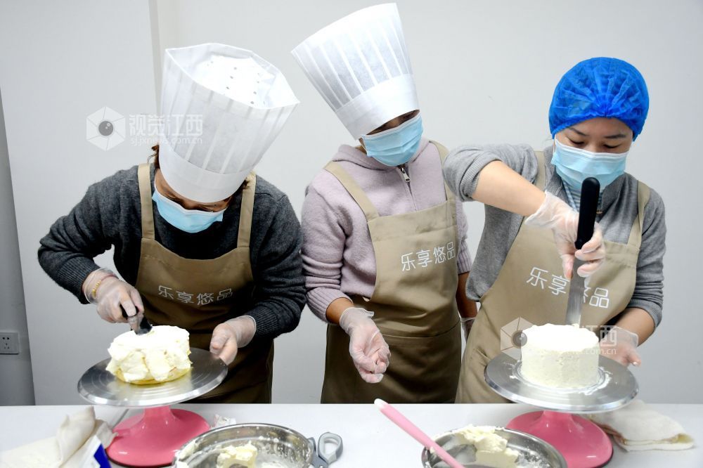 江西南丰：烘焙培训助就业（图）
