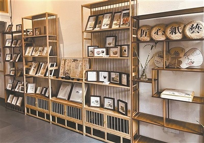 “豫章匠纸”的文创产品