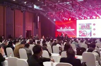 4月21日，卡尔美体育·大商 东北超长春赛区举办招商会。