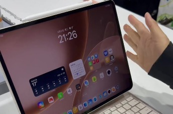实拍OPPO Pad 5 Pro晨曦金：13.2英寸3.4K大屏