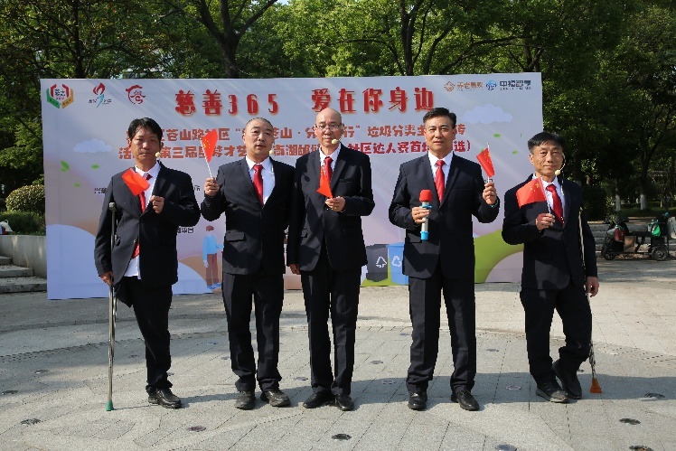 建邺区残疾人艺术团男生合唱 《游击队之歌》