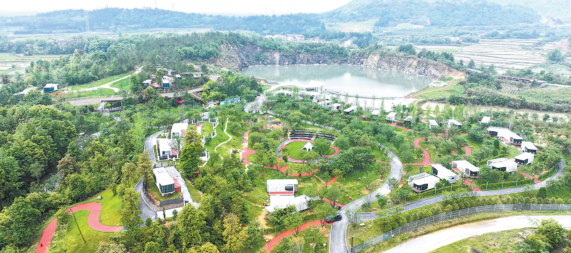 抚州金溪：矿坑新景碧如镜，古村新韵画中游（图）