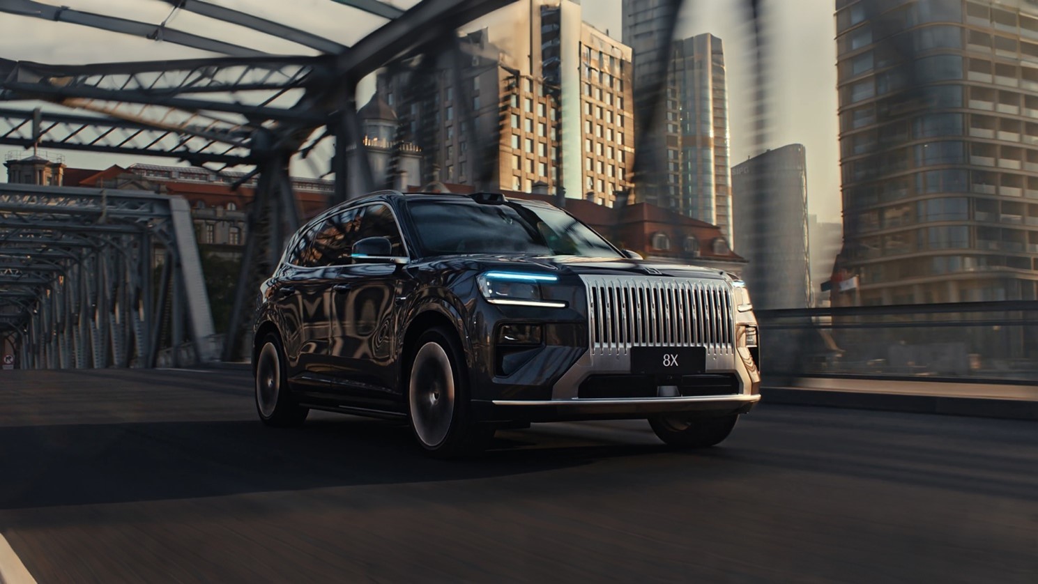 极氪8X上市：搭载舱驾融合超级智能体，限时32.98万元起