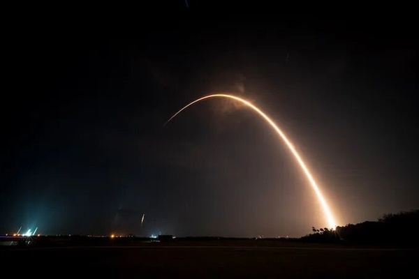 SpaceX猎鹰火箭600次回收完成！星链卫星在轨10279颗