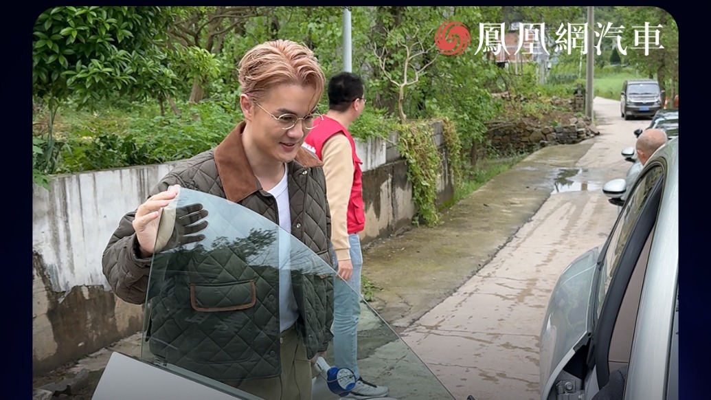 关爱步履不停！长安启源美好生活大使吴克群赴乡送暖