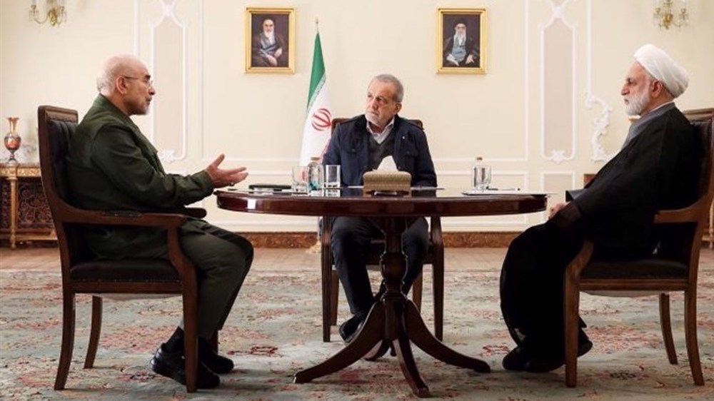 伊朗军政高层集体驳斥特朗普“内讧论”