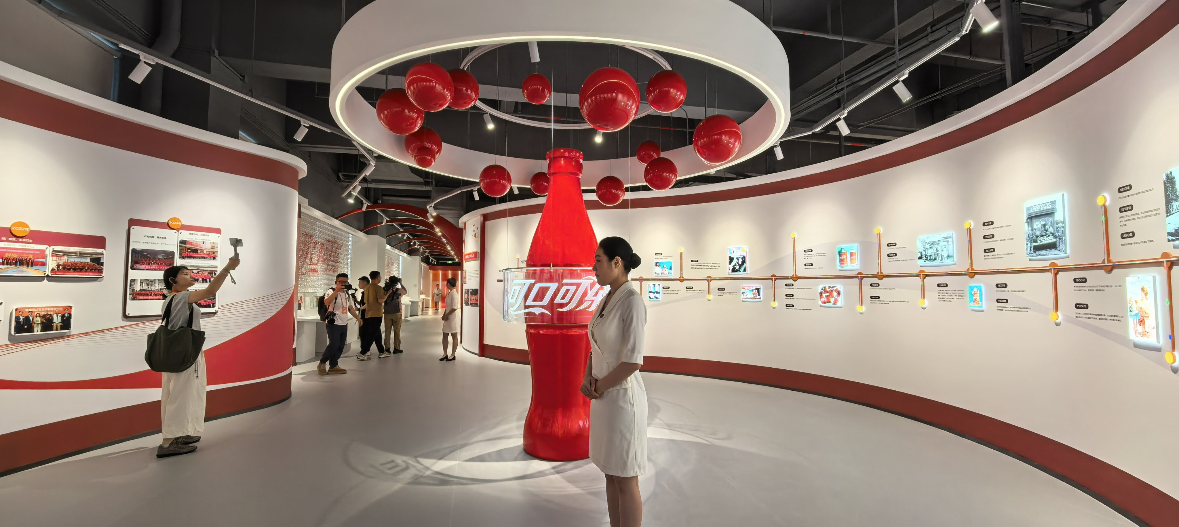 珠海可口可乐金湾新厂启用 总投资超8亿元 年产能剑指2亿标箱