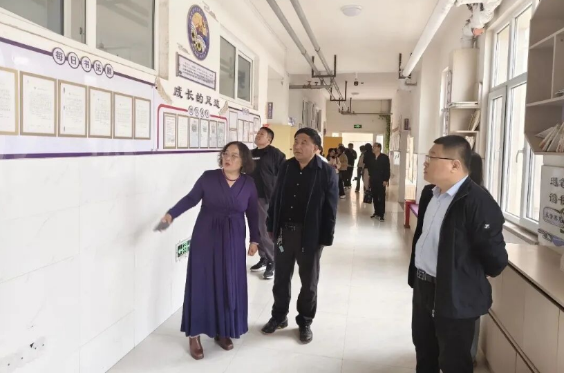 邯郸武安、衡水饶阳教育同仁赴宁晋县第十三中学进行观摩交流