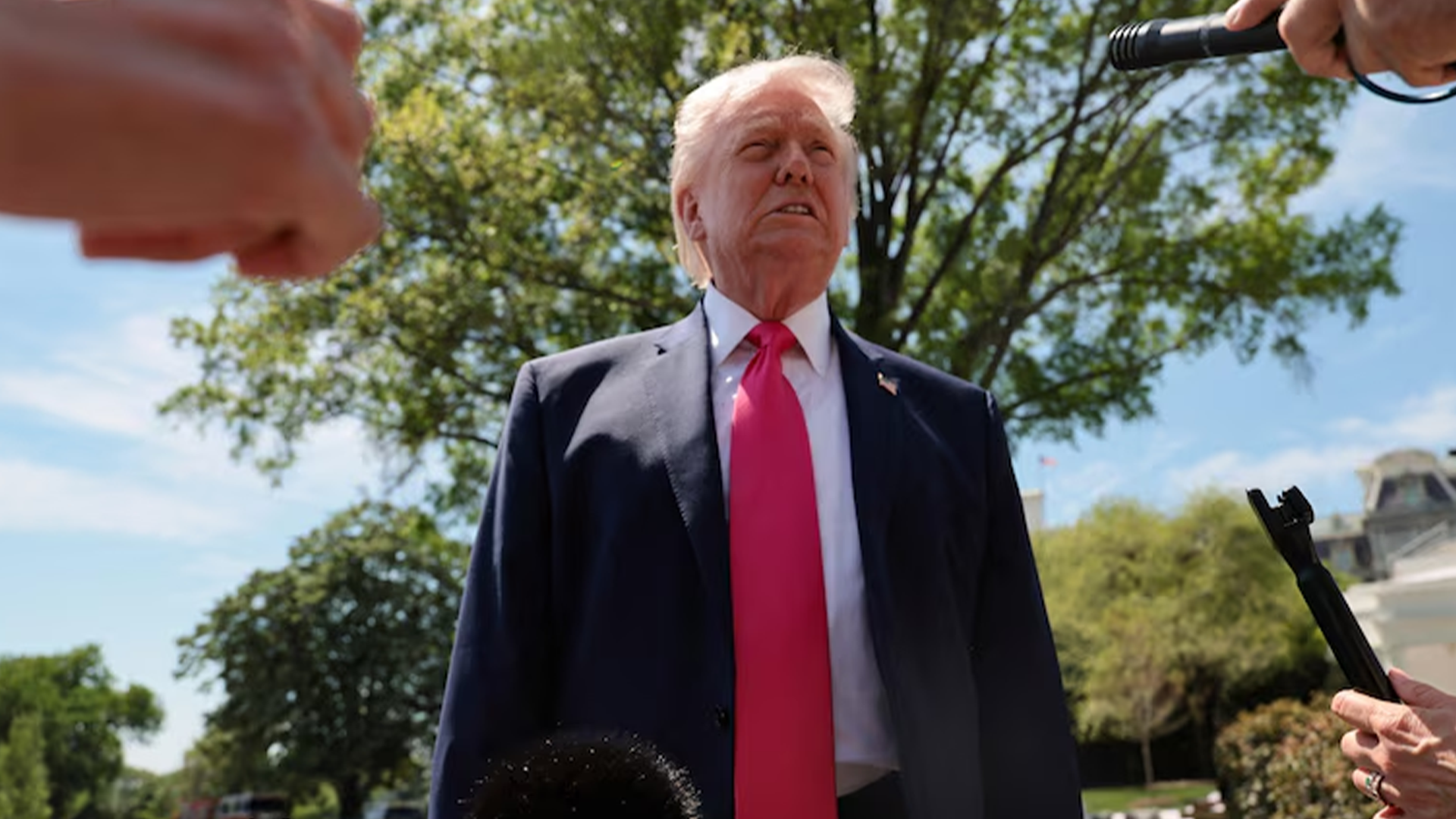 霍尔木兹海峡“开了又关”！伊朗放话将关闭霍尔木兹至战争终结，特朗普：休想要挟我们