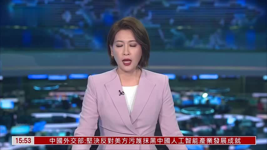 美国F-16战机抵秘鲁 开展空中特技表演