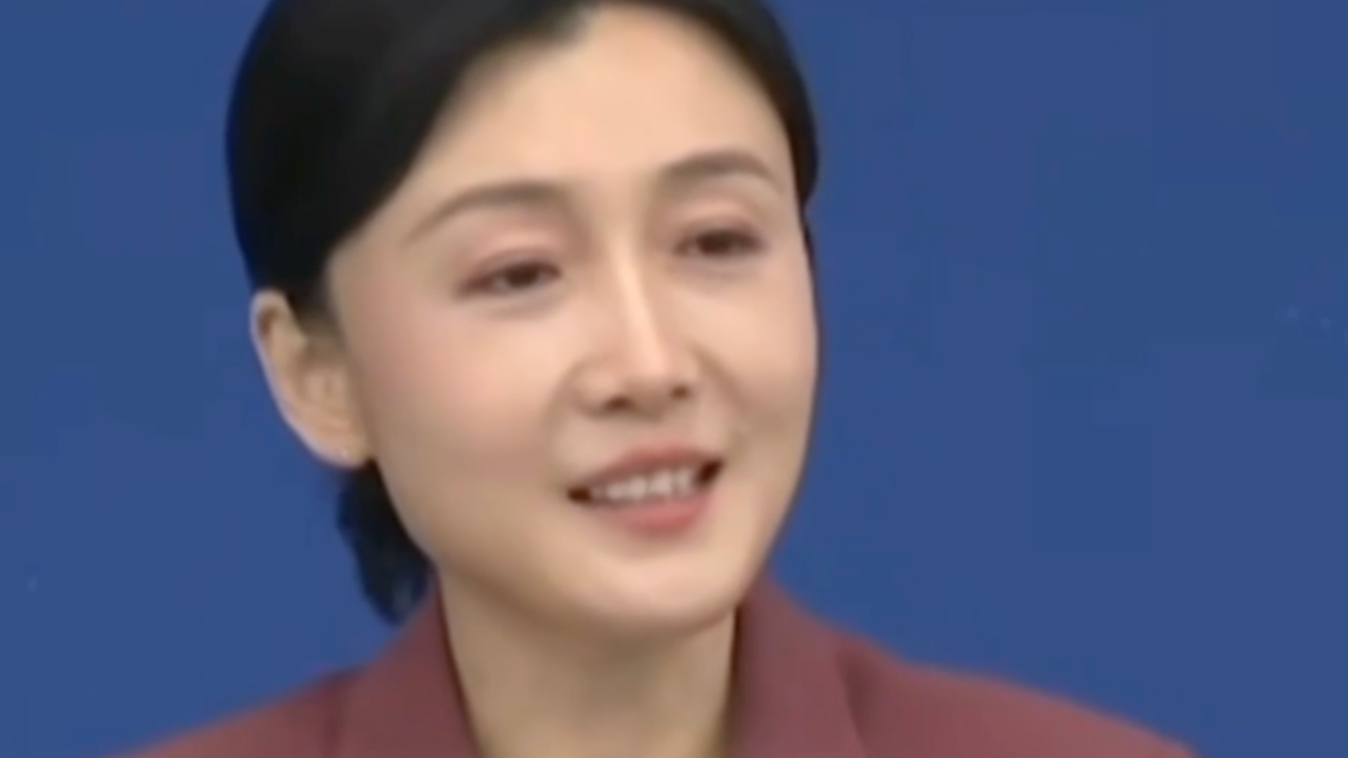 “为什么把两岸关系搞得这么复杂，只要叫大陆艺人张凌赫来台湾就好了”，国台办回应