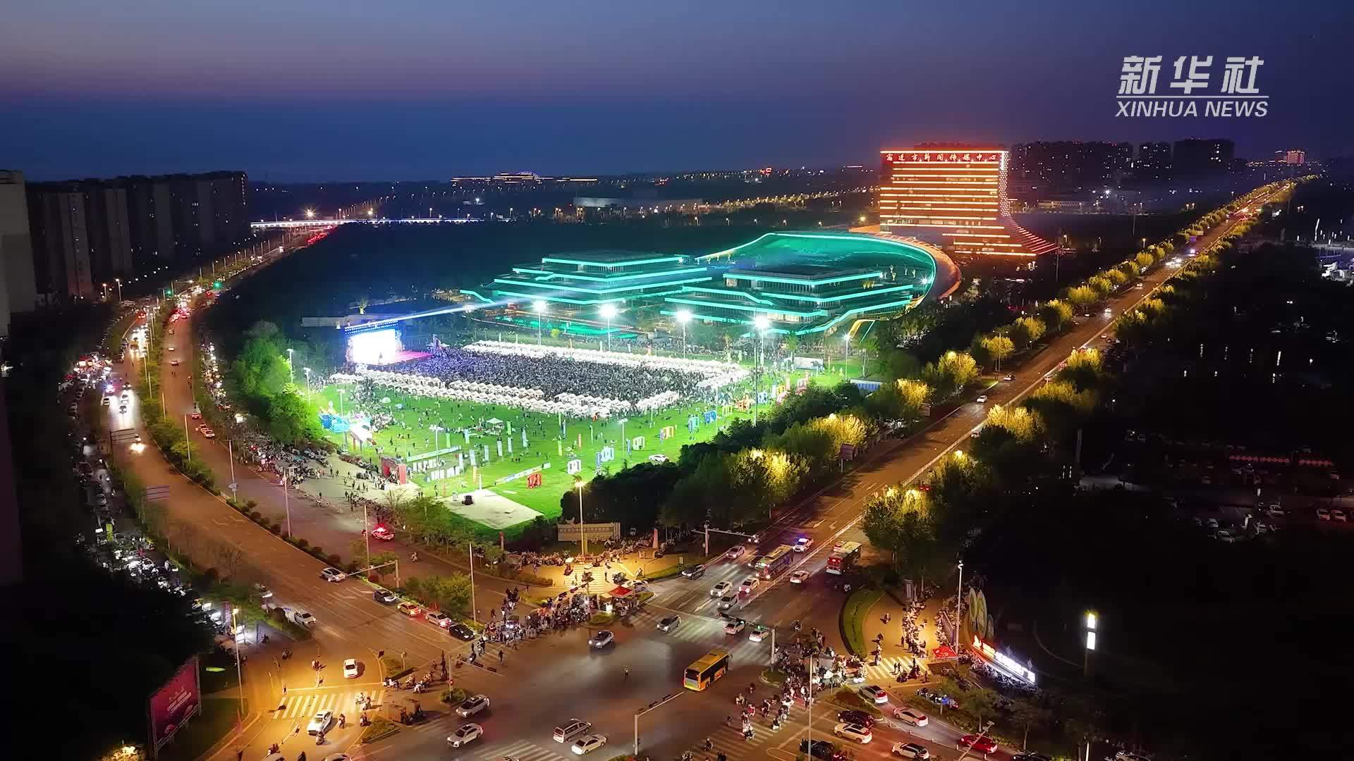 江苏宿迁：“第二现场”传递“苏超”热度