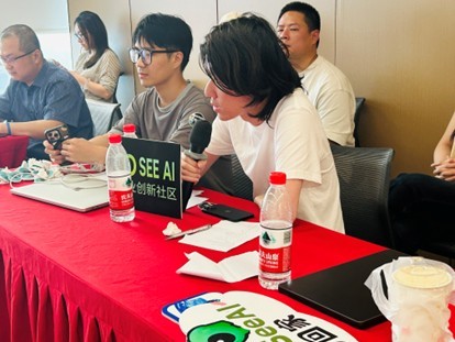 龙岗AIGC生态从“赛事热度”迈向“长效发展”——本土企业联动创新，打造“可看、可玩、可卖、可展、可孵化”全链路产业新模式