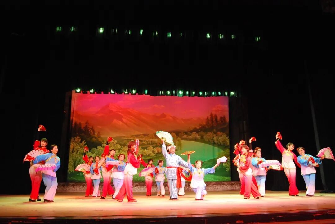 敦煌民歌《闹王哥》舞台演出