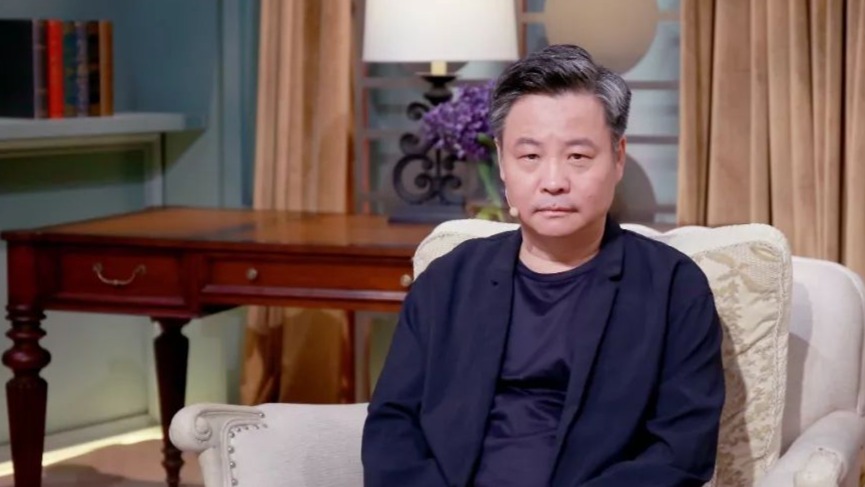 余华：曾经给儿子辅导语文，结果他考试不及格，还认为我不会写东西