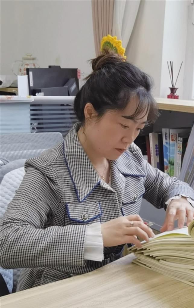 陈旻