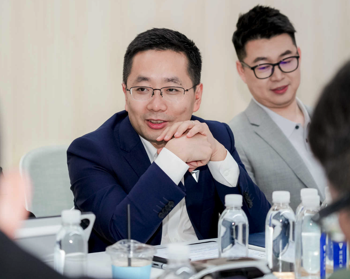 深蓝汽车：先留在牌桌上，再把品牌力与市场力补上来